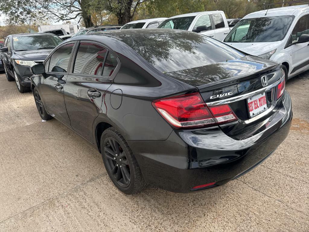 2015 Honda Civic Image 8