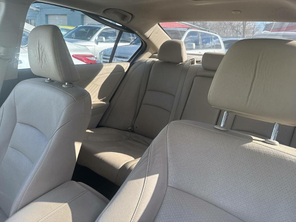 2014 Honda Accord Image 13
