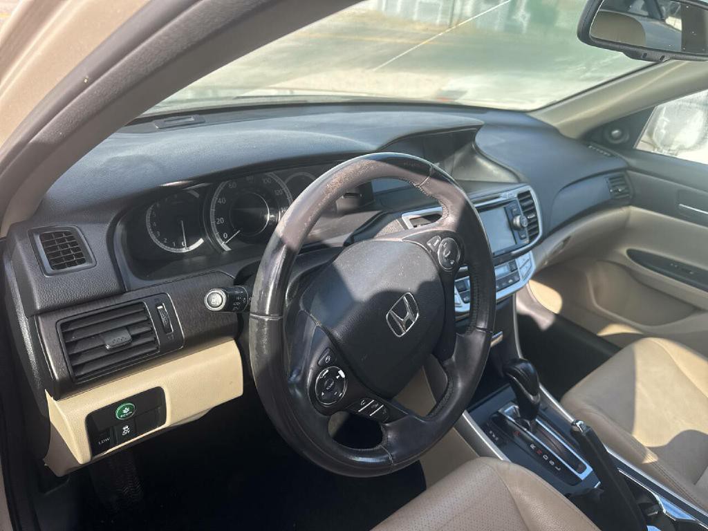 2014 Honda Accord Image 14