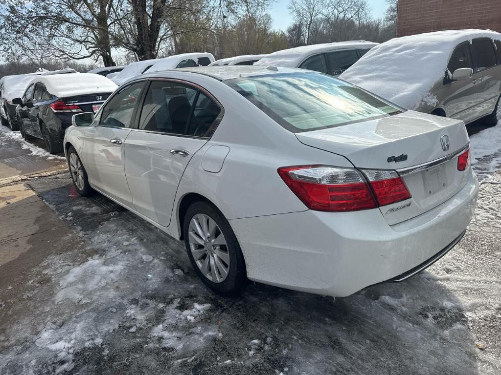 2013 Honda Accord Image 7