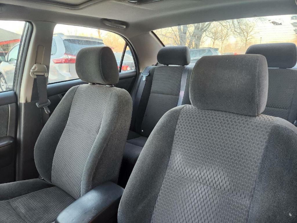 2007 Toyota Corolla Image 8