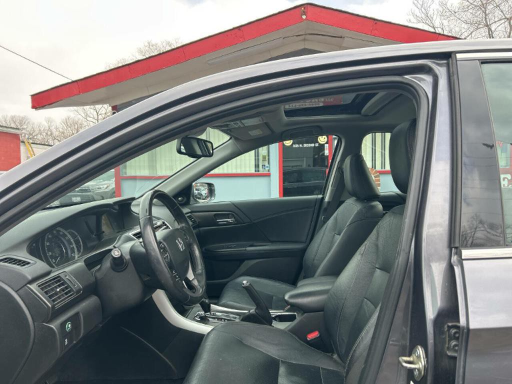 2015 Honda Accord Image 5