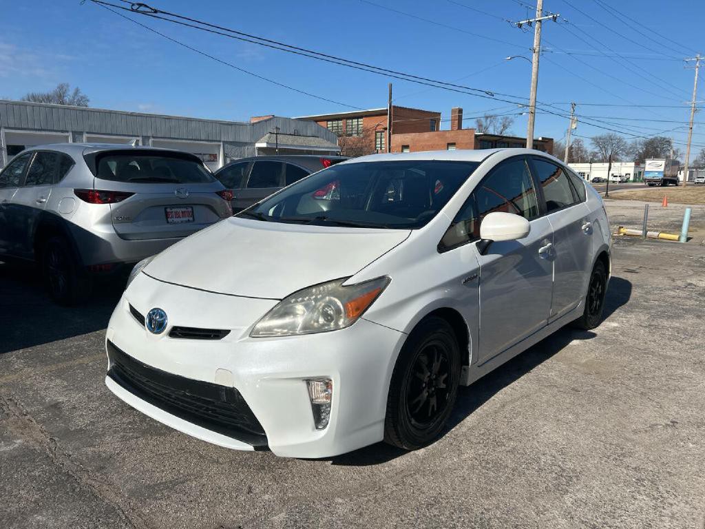 2014 Toyota Prius Image 1