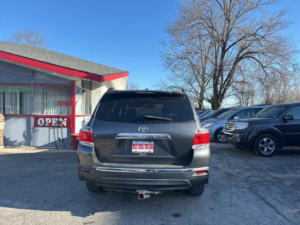 2011 Toyota Highlander Image 4