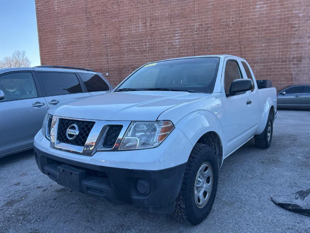 2016 Nissan Frontier Image 1