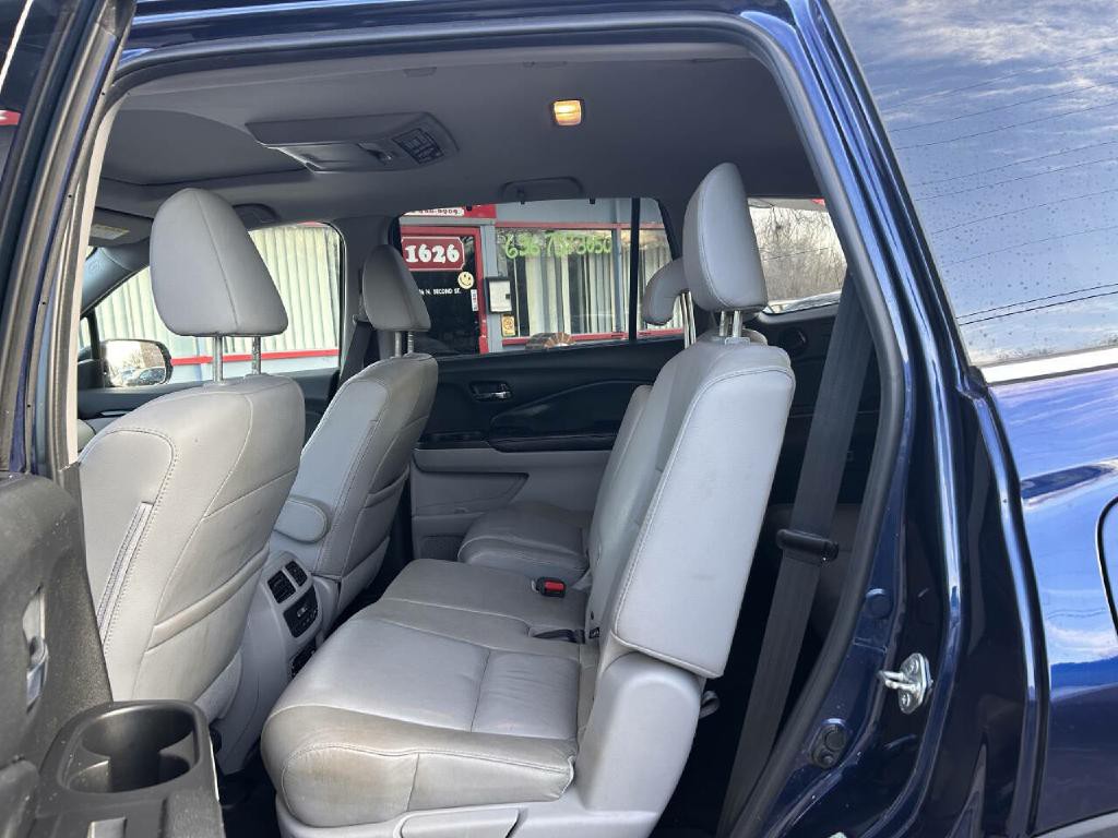 2017 Honda Pilot Image 5