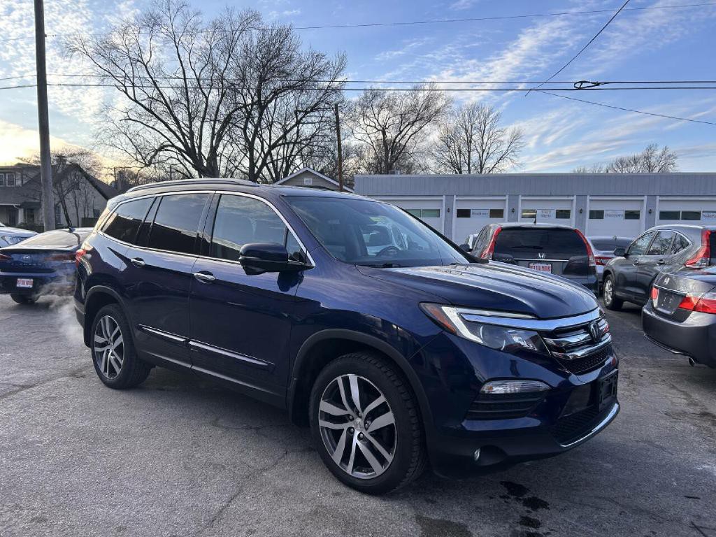 2017 Honda Pilot Image 8