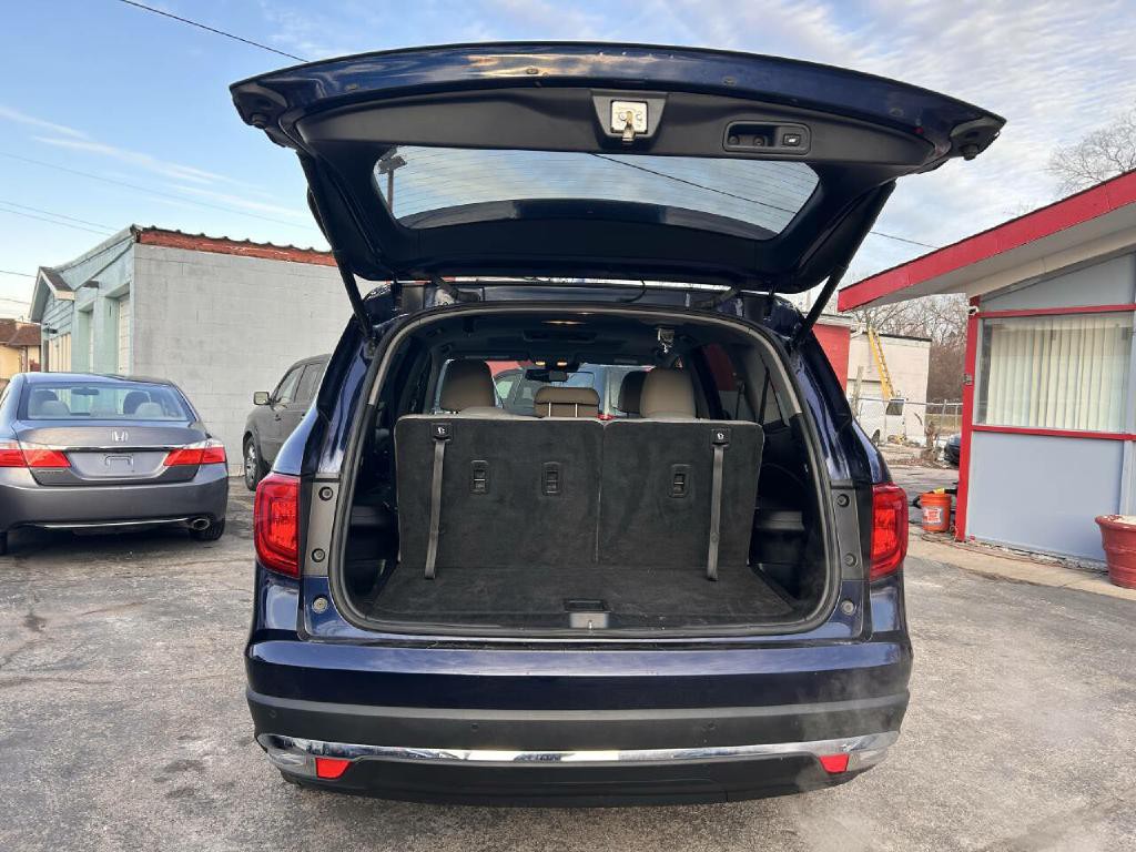 2017 Honda Pilot Image 10