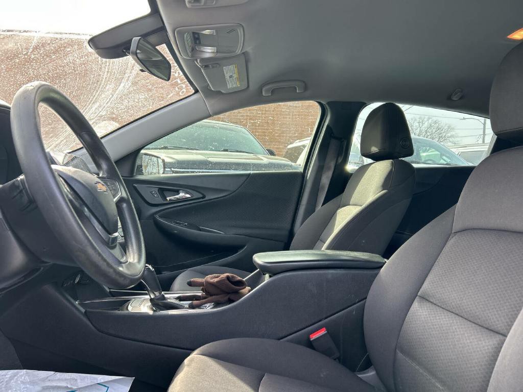 2019 Chevrolet Malibu Image 6