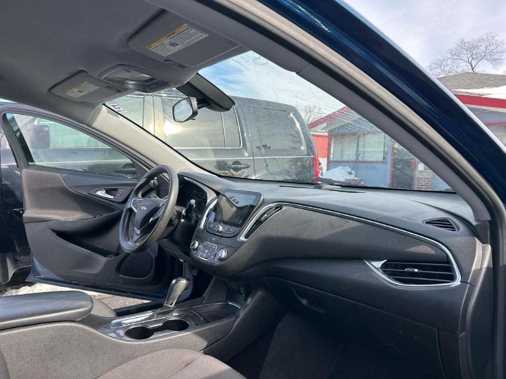 2019 Chevrolet Malibu Image 9