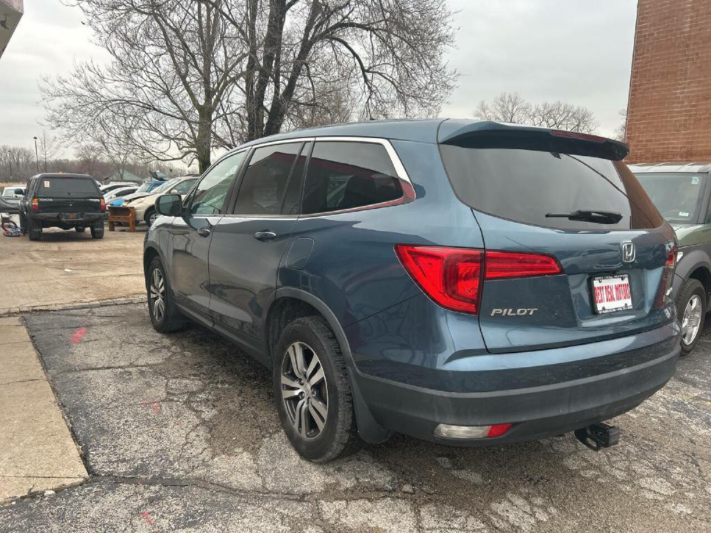 2017 Honda Pilot Image 6