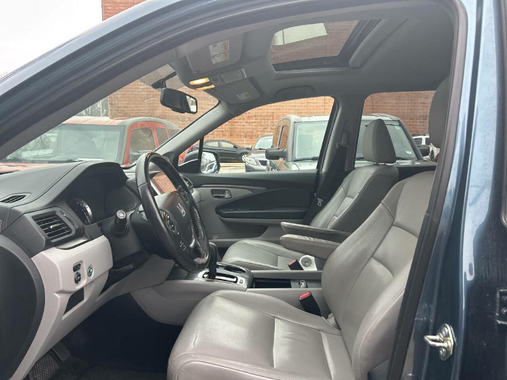 2017 Honda Pilot Image 7