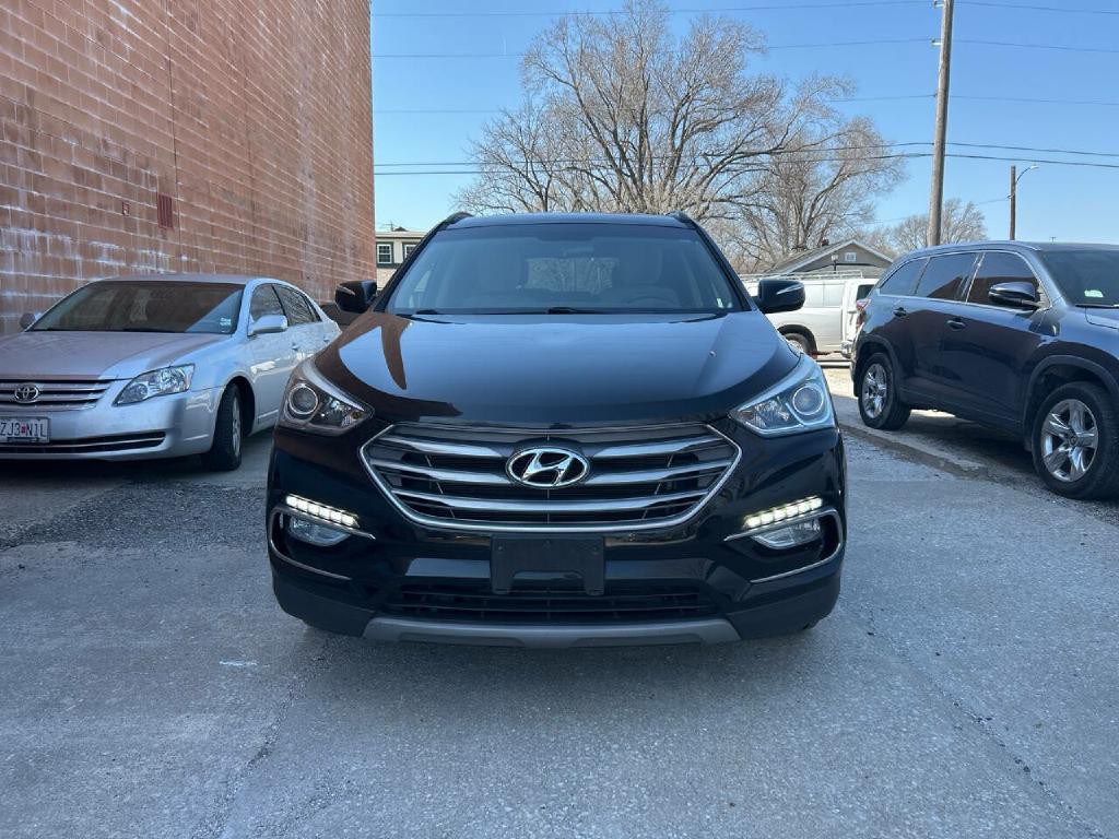 2018 Hyundai Santa Fe Sport Image 2