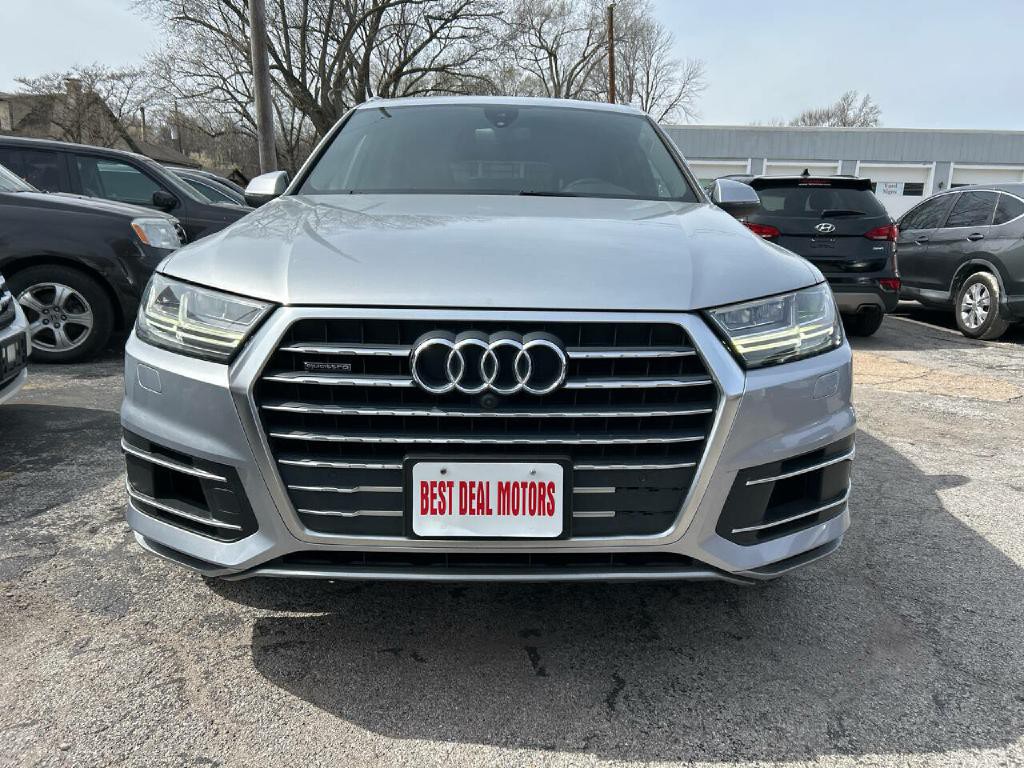 2018 Audi Q7 Image 2