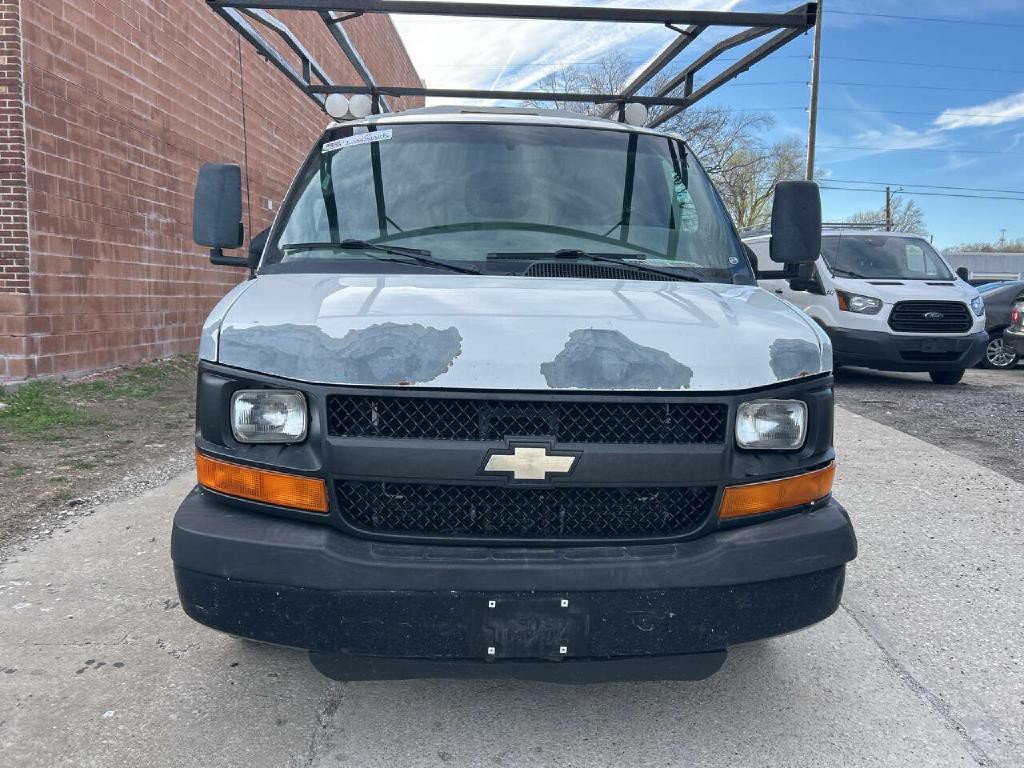 2012 Chevrolet Express Image 2