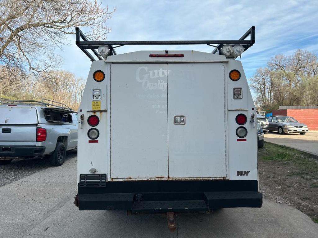 2012 Chevrolet Express Image 5