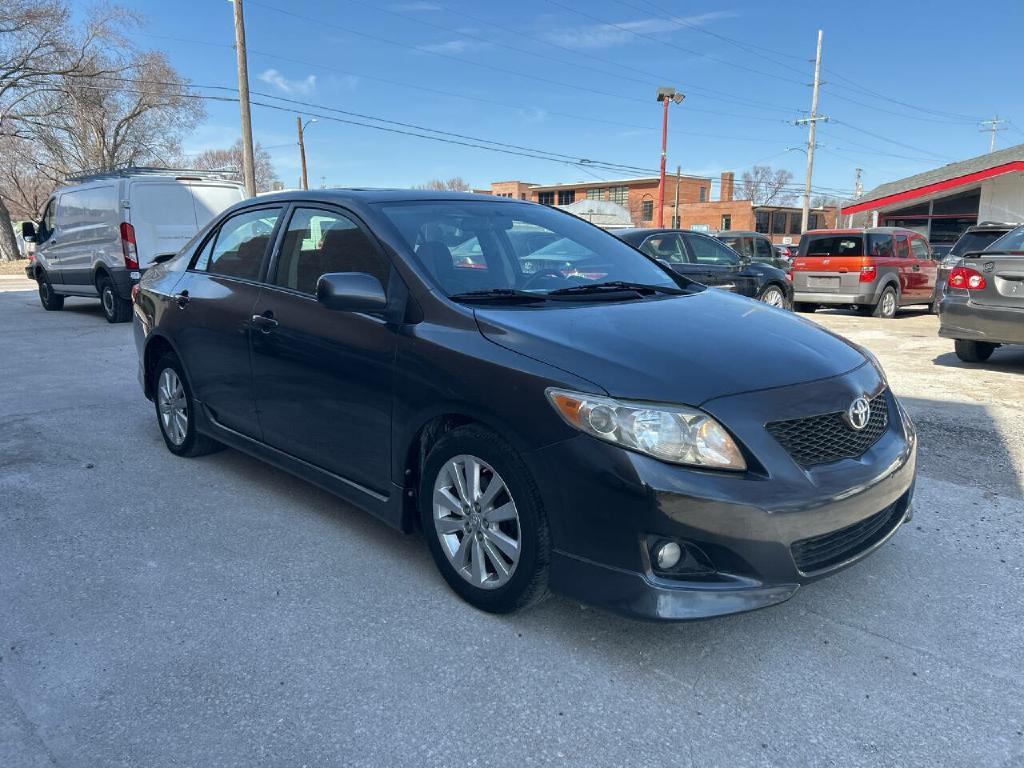 2010 Toyota Corolla Image 2