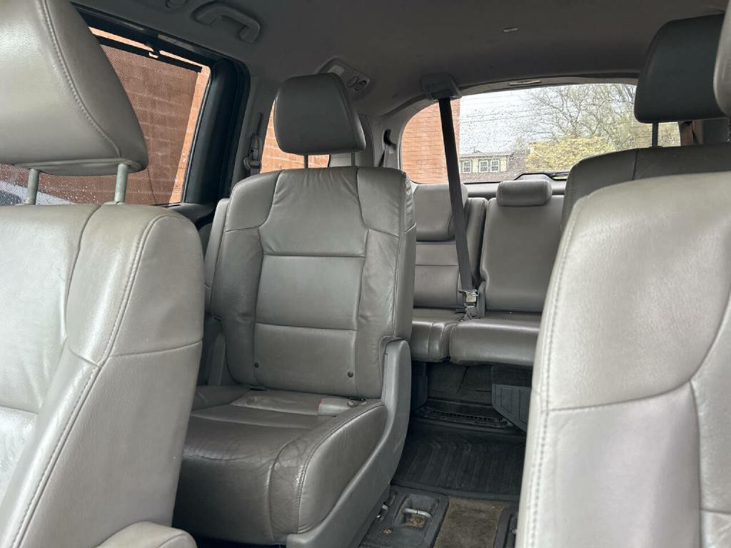 2013 Honda Odyssey Image 8
