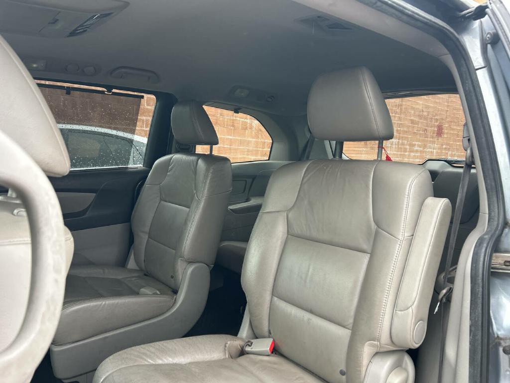 2013 Honda Odyssey Image 10