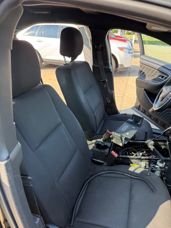 2015 Ford Taurus Image 17