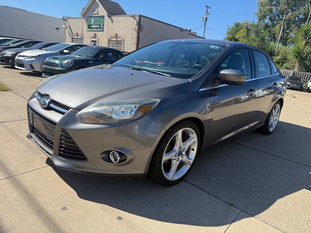 2012 Ford Focus Image 1