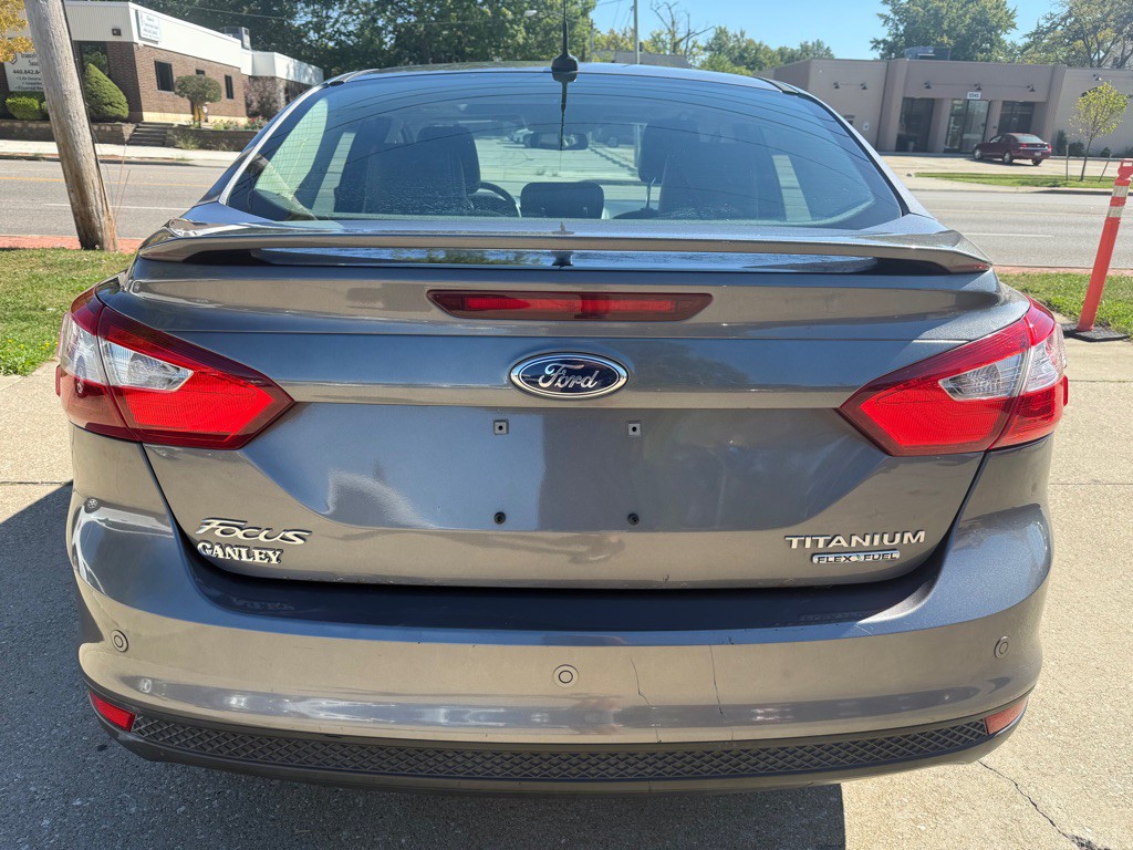 2012 Ford Focus Image 7