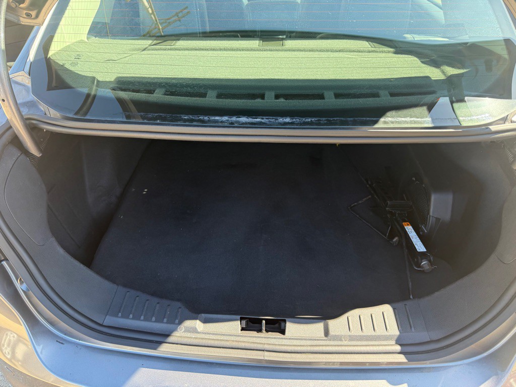 2012 Ford Focus Image 16