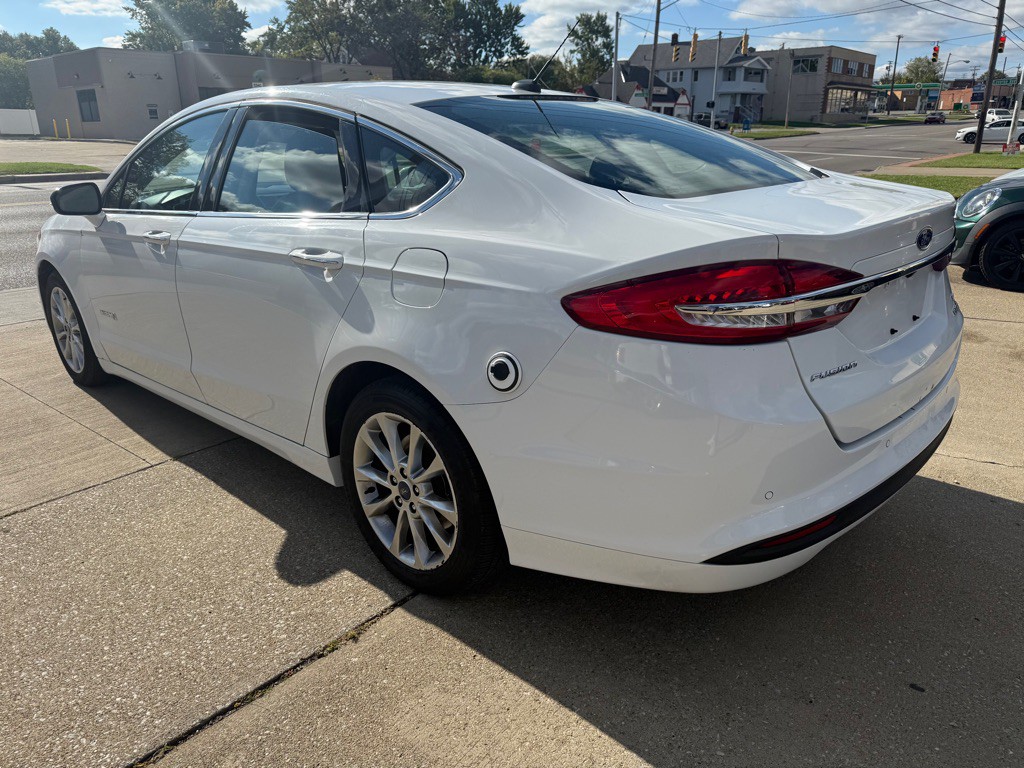 2017 Ford Fusion Image 7