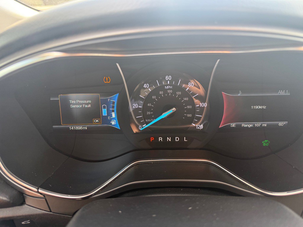 2017 Ford Fusion Image 20