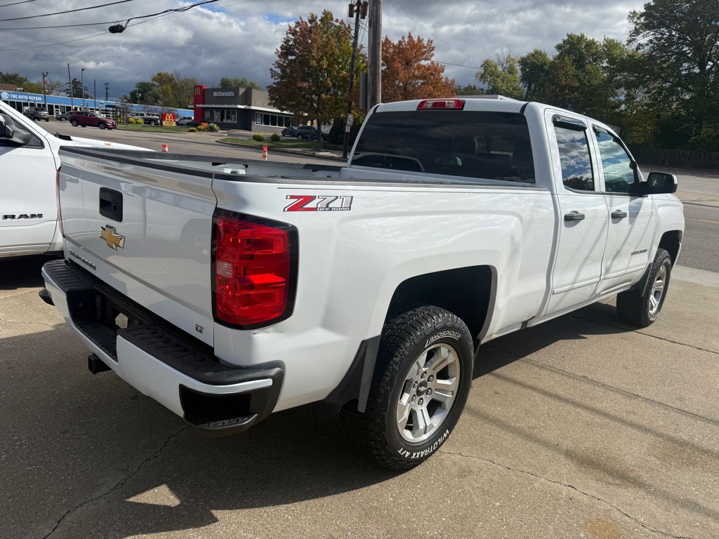 2018 Chevrolet Silverado 1500 Image 9