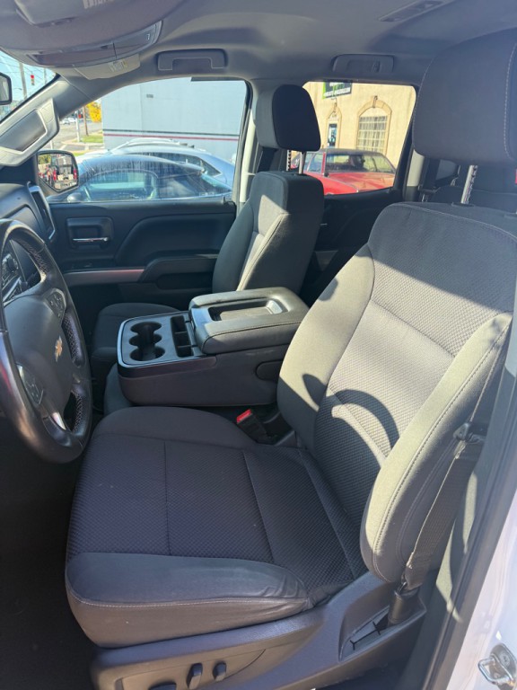 2018 Chevrolet Silverado 1500 Image 12