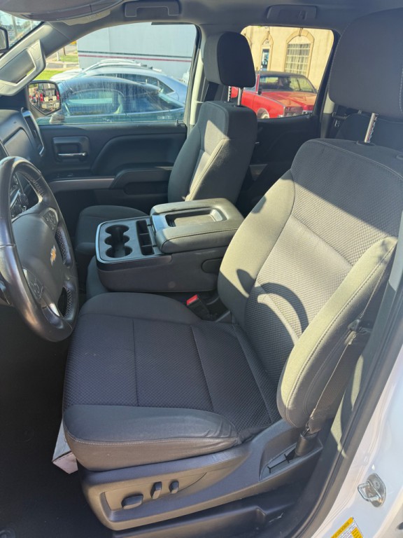 2018 Chevrolet Silverado 1500 Image 18