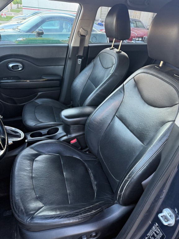 2016 Kia Soul Image 12