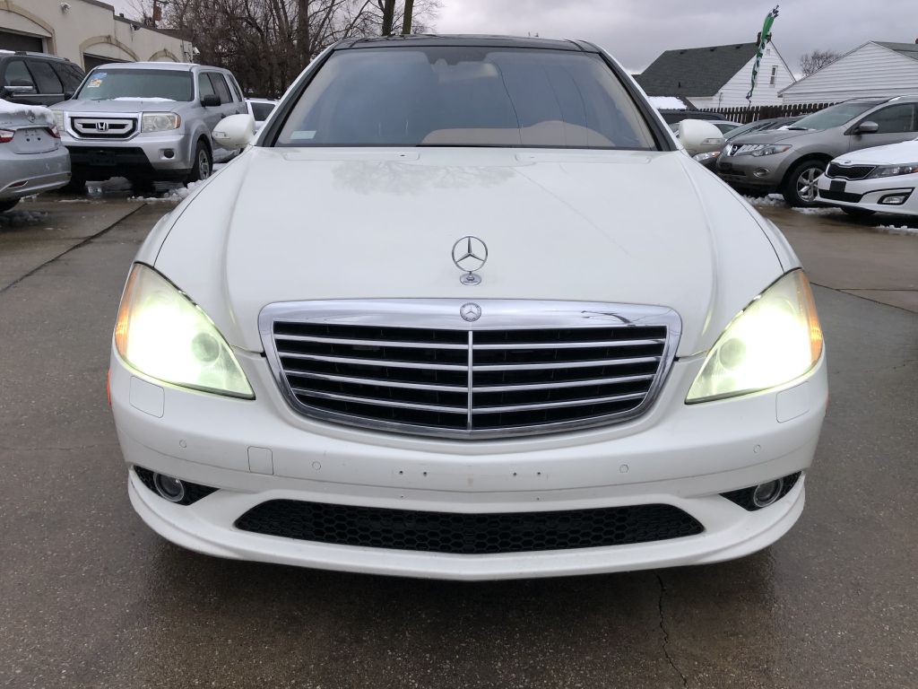 2008 Mercedes-Benz S-Class Image 2