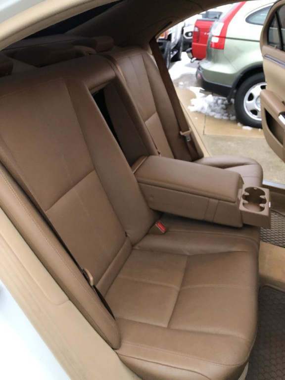 2008 Mercedes-Benz S-Class Image 16