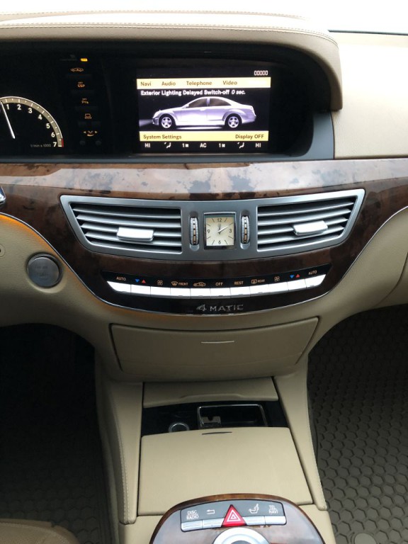 2008 Mercedes-Benz S-Class Image 25