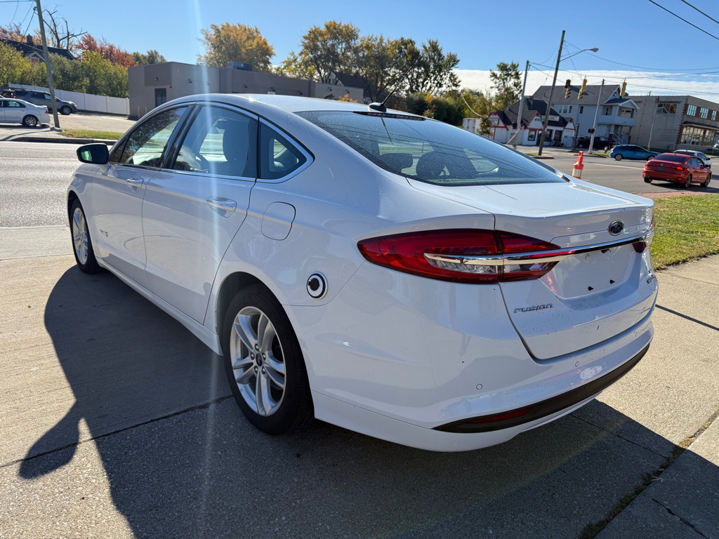 2018 Ford Fusion Image 9
