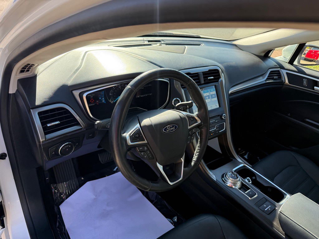 2018 Ford Fusion Image 12