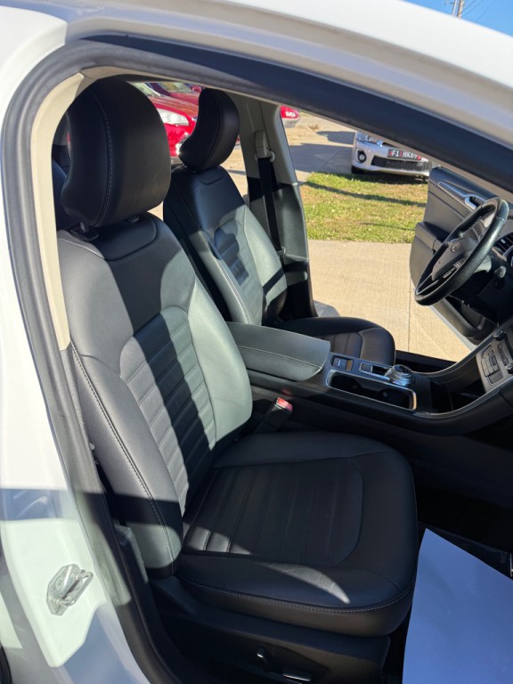 2018 Ford Fusion Image 18