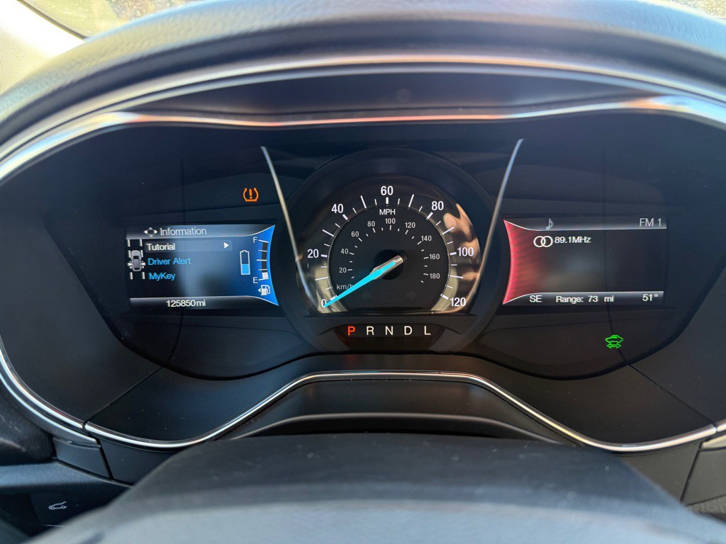 2018 Ford Fusion Image 22