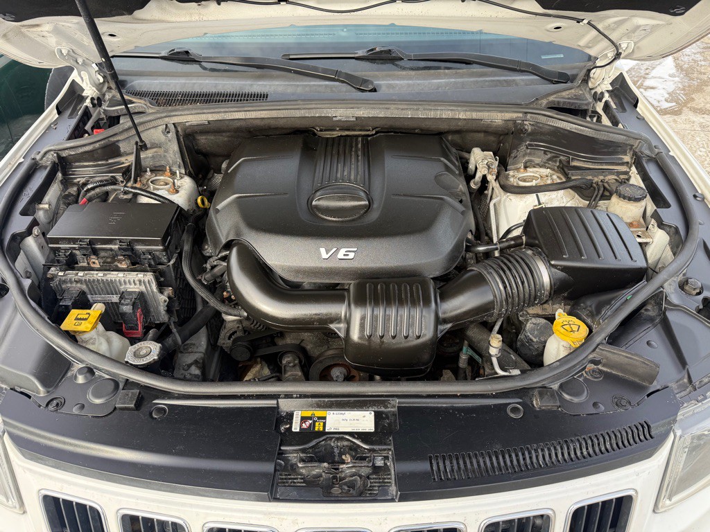 2015 Jeep Grand Cherokee Image 25