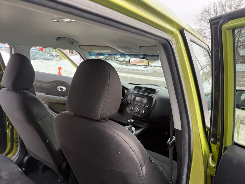 2015 Kia Soul Image 17