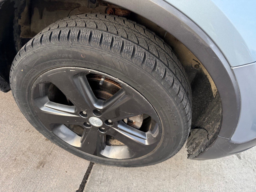 2013 Buick Enclave Image 4