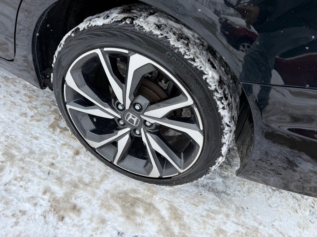 2015 Honda Civic Image 13