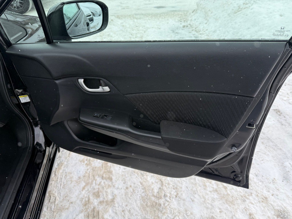 2015 Honda Civic Image 21
