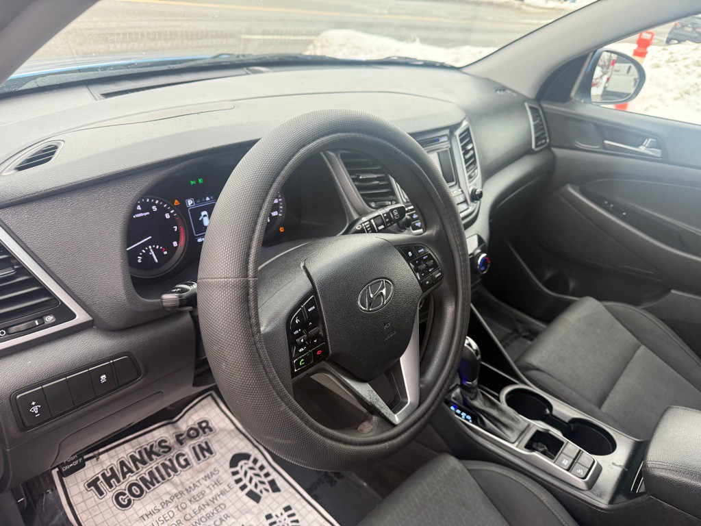 2016 Hyundai Tucson Image 10