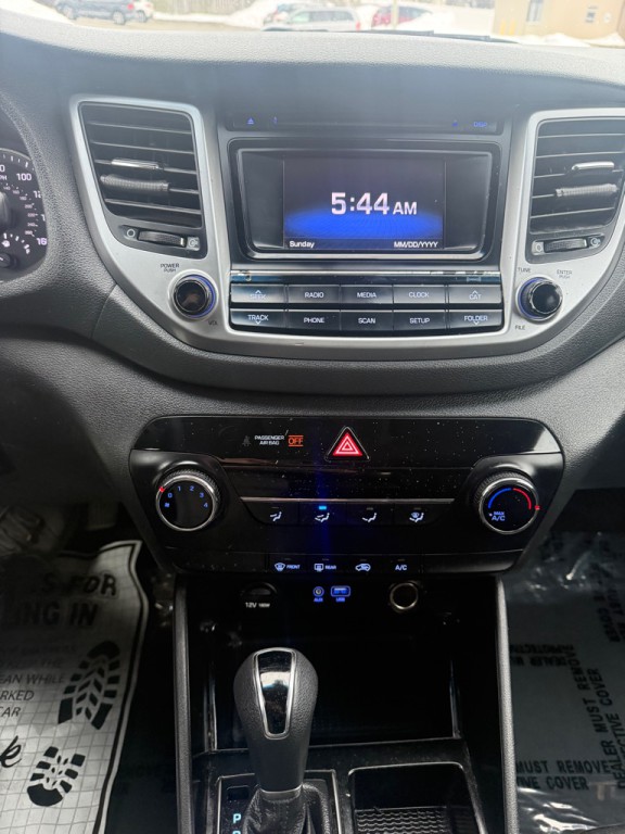 2016 Hyundai Tucson Image 22