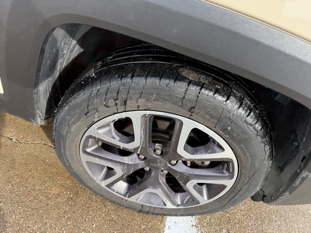 2016 Jeep Renegade Image 4