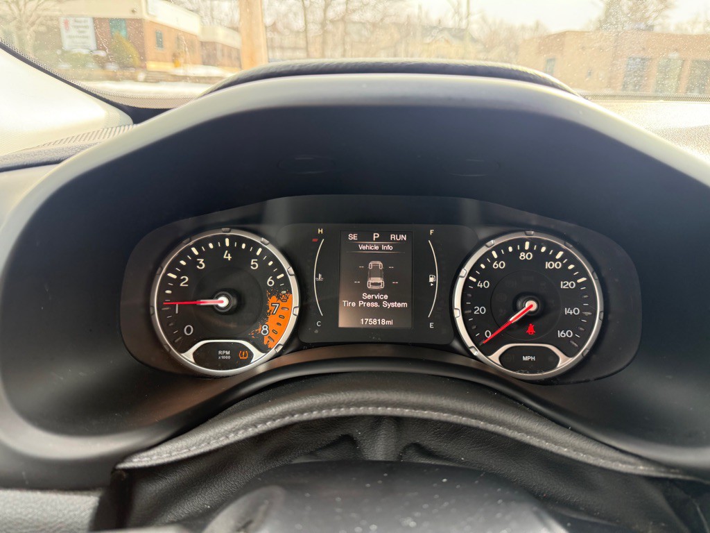 2016 Jeep Renegade Image 19