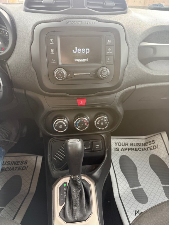 2016 Jeep Renegade Image 23